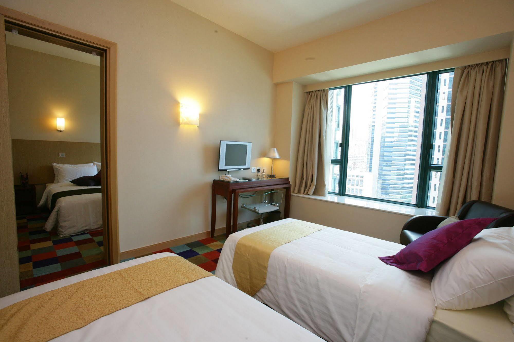 Khách sạn Cozi Harbour View 4*